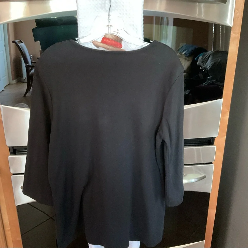 Quacker Factory Black with Rhinestuds Blouse, v-neck, 3/4 sleeve, gorgeous - Picture 7 of 13
